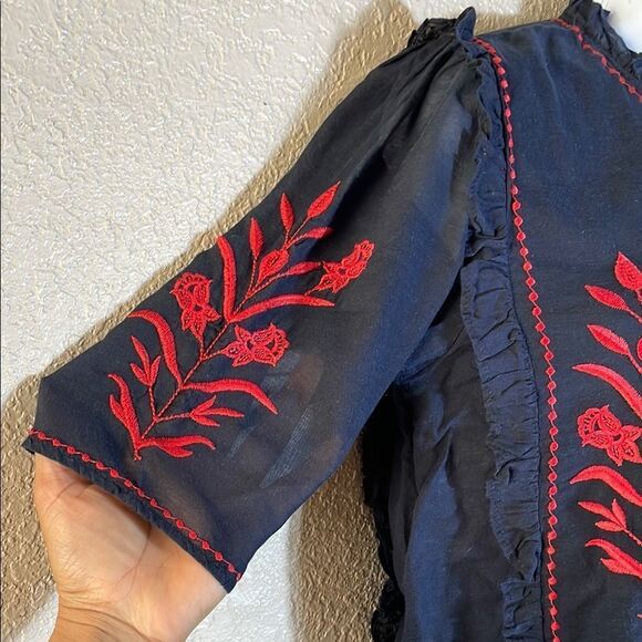 Zara mini Black and Red Embroidered Dress - Picture 4 of 9